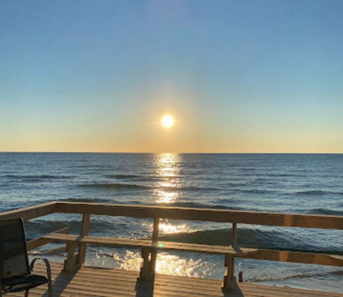 Miami Beach Resort - Web Listing (newer photo)